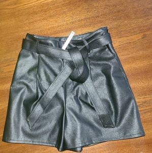 ASOS DESIGN shorts